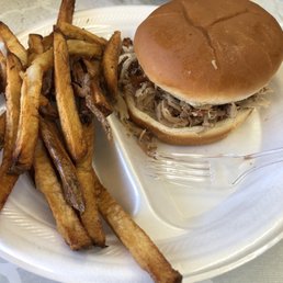 Pulled Pork Sandwiches Pulled Pork Sandwiches