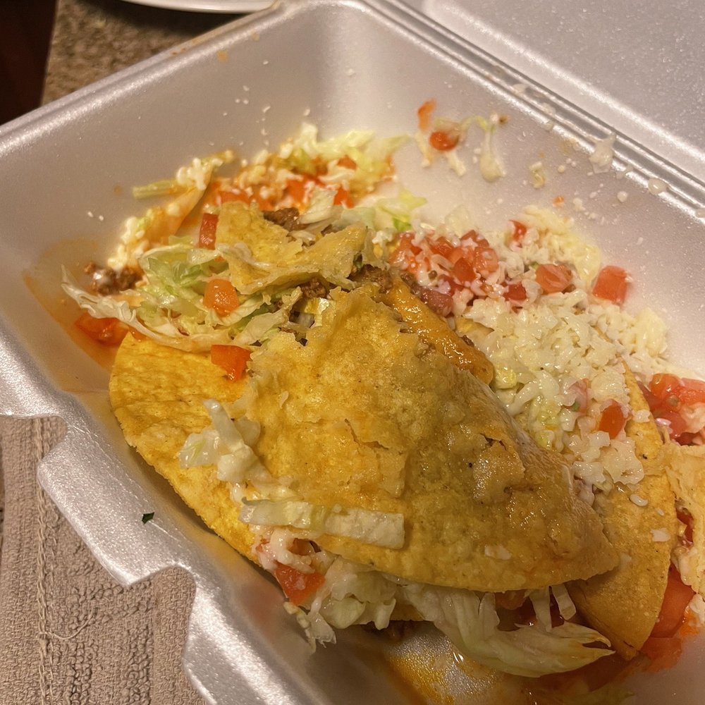 This is supposedly my crunchy tacos that disintegrated as soon as I TRIED to pick it up. Wish the video would post!!
