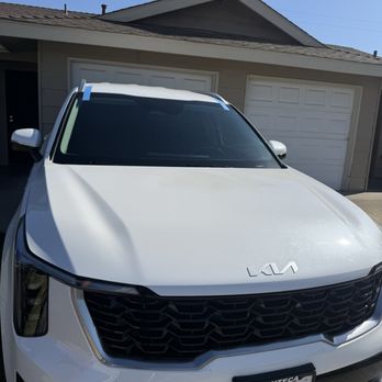 United Auto Glass - Windshield Installation & Repair Near Me - Tracy, California United Auto Glass - Windshield Installation & Repair Near Me - Tracy, California