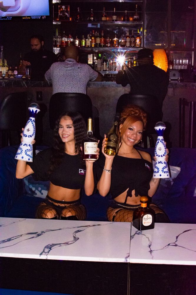 Moxie Ultra Lounge & Restaurant