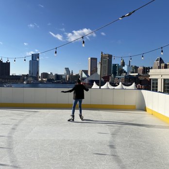Four Seasons Hotel - Ice rink - Hotels Near Me - Baltimore, Maryland Four Seasons Hotel - Ice rink - Hotels Near Me - Baltimore, Maryland