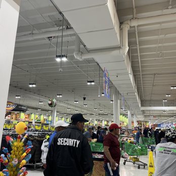 Fiesta Mart #7 - Grocery Near Me - Houston, Texas