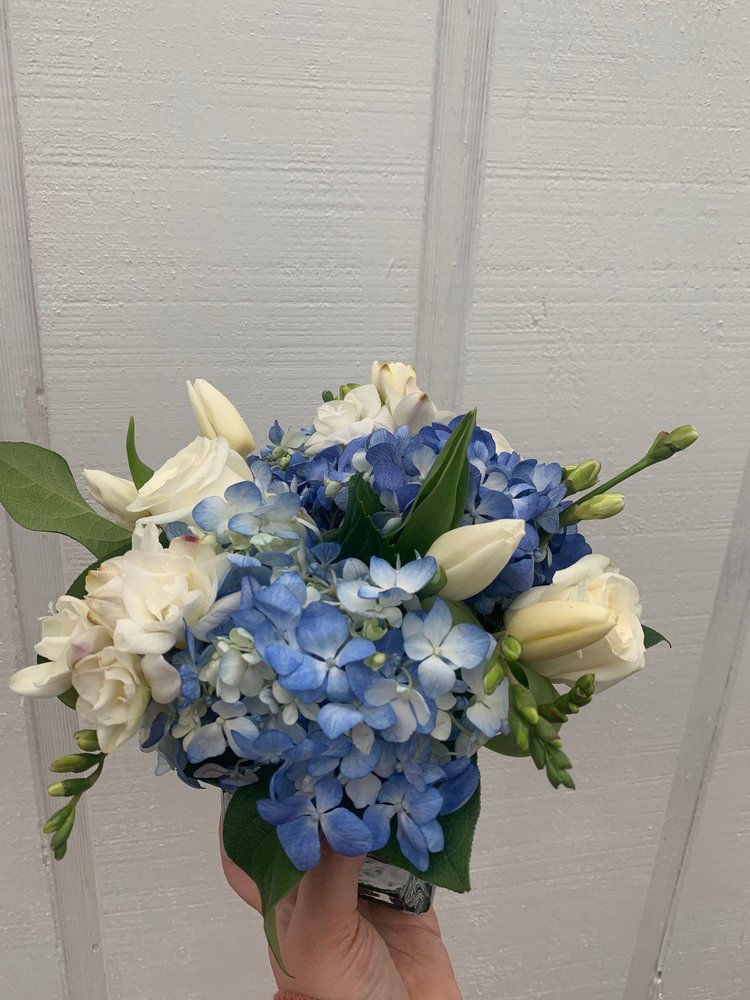 FLOWERS BY JERRY 35 Photos & 26 Reviews 122 10th St NE, Rochester