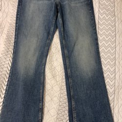 Bella's Boutique