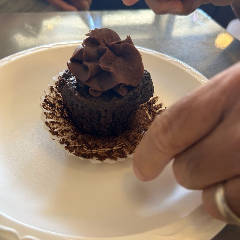 The Vanilla Bean Baking - Chocolate cupcake. - Coffee & Tea Near Me - McMinnville, Tennessee The Vanilla Bean Baking - Chocolate cupcake. - Coffee & Tea Near Me - McMinnville, Tennessee