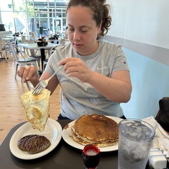 Eggs Up Grill - Gluten Free Buttermilk Pancakes - Breakfast & Brunch Near Me - Orlando, Florida Eggs Up Grill - Gluten Free Buttermilk Pancakes - Breakfast & Brunch Near Me - Orlando, Florida