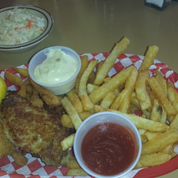 Corner Bar and Grill - Combination basket was average at best. - American Near Me - Anacortes, Washington