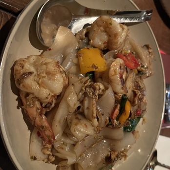 Chalong - Thai Near Me - New York, New York