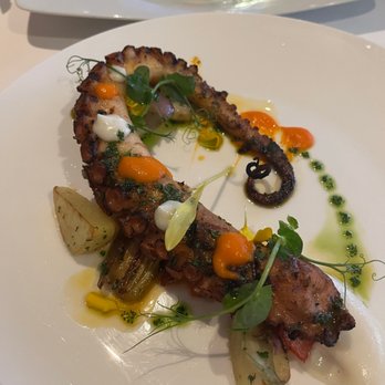 Orchids - Octopus - Breakfast & Brunch Near Me - Honolulu, Hawaii Orchids - Octopus - Breakfast & Brunch Near Me - Honolulu, Hawaii