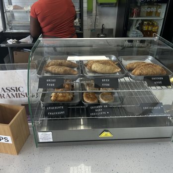 Puce Patisserie - Bakeries Near Me - Miramar, Florida Puce Patisserie - Bakeries Near Me - Miramar, Florida