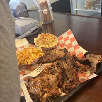 The Memphis King Bbq - Amazing - Barbeque Near Me - Schenectady, New York