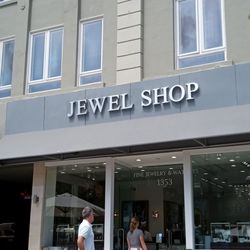 Jewel Shop - Fantastic what a fantastic little Jewel shop on 3rd Street