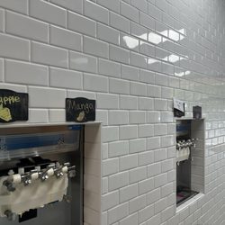 Sunnyside Swirlz Frozen Yogurt - Flavorsss