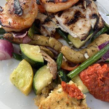 Parkers' Lighthouse - Mixed Grill& Mesquite Grilled Salmon - Seafood Near Me - Long Beach, California