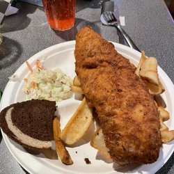 Trailside Sports Bar & Grill - Walleye - beer battered