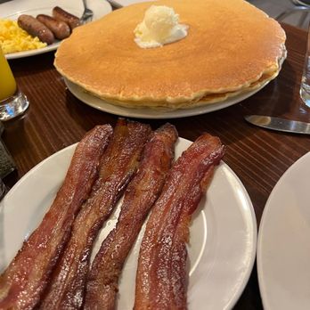 The Griddle Cafe - Breakfast & Brunch Near Me - Los Angeles, California The Griddle Cafe - Breakfast & Brunch Near Me - Los Angeles, California