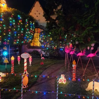 Christmas Tree Lane - Local Flavor Near Me - Alameda, California