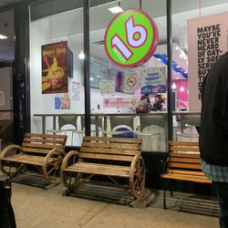 16 Handles - Outside seating