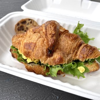 UB Social Cafe & General Store - Moroccan chicken - Cafes Near Me - Toronto, Ontario UB Social Cafe & General Store - Moroccan chicken - Cafes Near Me - Toronto, Ontario