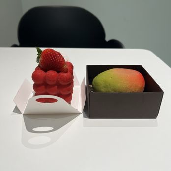 Tu Cha - My Man Go and Berry3 Dessert - Desserts Near Me - Los Angeles, California