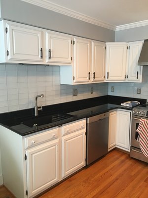 Painting Services - If you're looking for a reliable painter to help get your home looking good as new once again, look no further. I use the highest quality equipment, and my quick, professional approach means you can expect a perfect finish every time, in no time at all. I can paint one room or a whole house – I'm also able to paint woodwork, brickwork, plaster and exteriors – all to an expertly high standard.