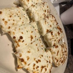 Papa Dio's Restaurant & Wine Bar - Garlic Bread