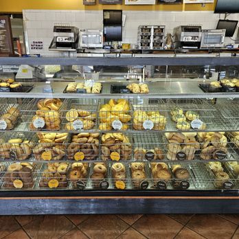 Einstein Bros. Bagels - Bagels and pastries - Bagels Near Me - Cedar Park, Texas