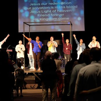 Sequoyah Community Church - Worship Time - Churches Near Me - Oakland, California Sequoyah Community Church - Worship Time - Churches Near Me - Oakland, California