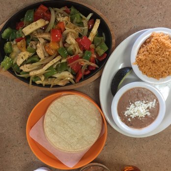 Mi Casa Cafe - Chicken Fajitas - Mexican Near Me - San Rafael, California Mi Casa Cafe - Chicken Fajitas - Mexican Near Me - San Rafael, California