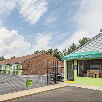 Extra Space Storage - Self Storage Near Me - Chantilly, Virginia