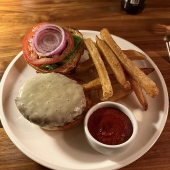 Americana Kitchen & Bar - Burger - Bars Near Me - East Windsor, New Jersey Americana Kitchen & Bar - Burger - Bars Near Me - East Windsor, New Jersey