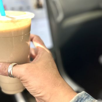 Guerreros Juice Bar - The 'Clasico': (Banana+Peanut Butter Almond Milk+Chili). Except, Banana Wasn't Ripe & Certainly Made The Entire Smoothie Taste Green) - Juice Bars & Smoothies Near Me - The Bronx, New York Guerreros Juice Bar - The 'Clasico': (Banana+Peanut Butter Almond Milk+Chili). Except, Banana Wasn't Ripe & Certainly Made The Entire Smoothie Taste Green) - Juice Bars & Smoothies Near Me - The Bronx, New York