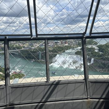 Skylon Tower - Top view. (Niagara Falls) - Canadian (New) Near Me - Niagara Falls, Ontario Skylon Tower - Top view. (Niagara Falls) - Canadian (New) Near Me - Niagara Falls, Ontario