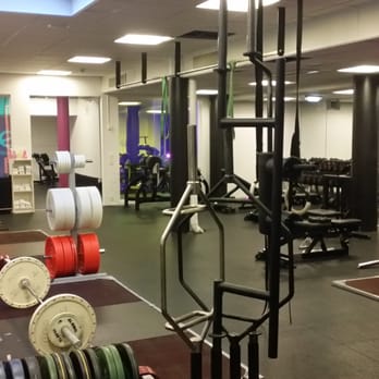 Balance - Lyftarrummet från insidan - Gyms Near Me - Stockholm, Alberta