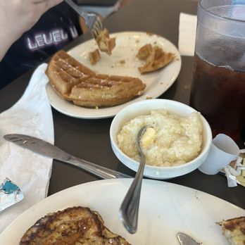 Eggs Up Grill - Half Waffle, grits - Breakfast & Brunch Near Me - Leland, North Carolina