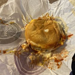 McDonald's - This is SUPPOSED to be a double cheese burger.