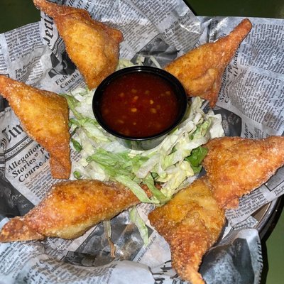 Green Iguana Bar & Grill by null