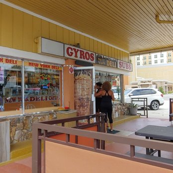New York Deli - the outside of the restaurant - Sandwiches Near Me - Orlando, Florida