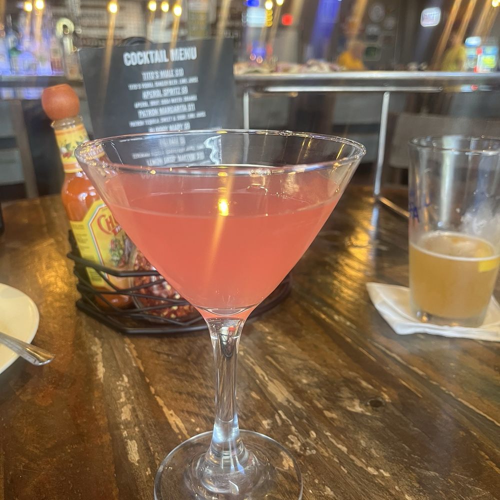 NiMarco's Pizza - Cosmo martini with our vegan pizza - Pizza Near Me - Munds Park, Arizona NiMarco's Pizza - Cosmo martini with our vegan pizza - Pizza Near Me - Munds Park, Arizona
