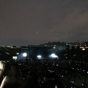 Rose Bowl Stadium - Stadiums & Arenas Near Me - Pasadena, California Rose Bowl Stadium - Stadiums & Arenas Near Me - Pasadena, California