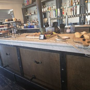 Blackwall Hitch - Desserts in the bar area - Cocktail Bars Near Me - Annapolis, Maryland