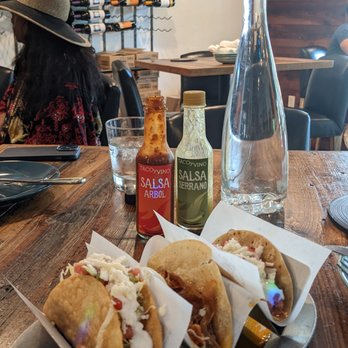 Taco Y Vino - Tacos Near Me - Dallas, Texas