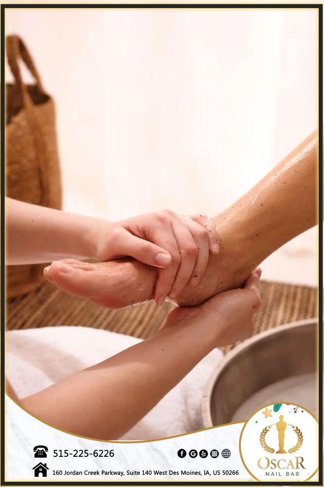 OSCAR NAIL BAR 690 Photos & 49 Reviews 160 Jordan Creek Pkwy, West Des Moines, Iowa Nail