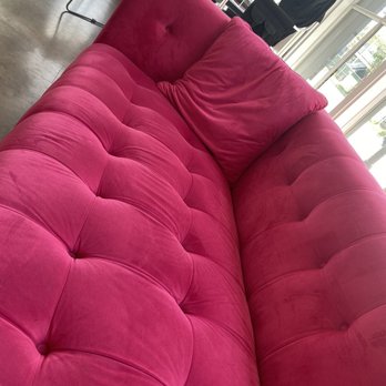 Pink Soda - Pink velvet couch at Pink Soda - Blow Dry/Out Services Near Me - Charleston, South Carolina Pink Soda - Pink velvet couch at Pink Soda - Blow Dry/Out Services Near Me - Charleston, South Carolina