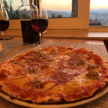 Il Beccafico - Pizza and wine - Italian Near Me - Repubblica Di San Marino, RN