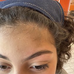 Brows Threading Salon