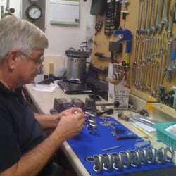 San Diego Divers - Master Technican at work