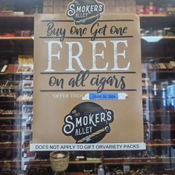 Smokers Alley