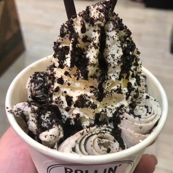 Rollin Creamery - Cookies n cream - Ice Cream & Frozen Yogurt Near Me - Bakersfield, California Rollin Creamery - Cookies n cream - Ice Cream & Frozen Yogurt Near Me - Bakersfield, California