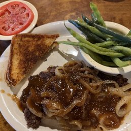 Hamburger Steak Green beans Tomatoes Hamburger Steak Green beans Tomatoes